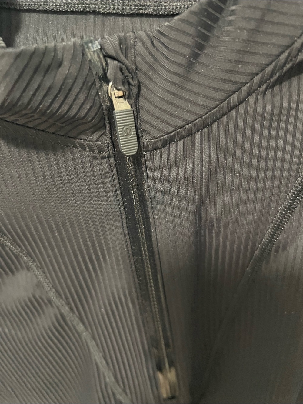 Lululemon half zip - Picture 3 of 4